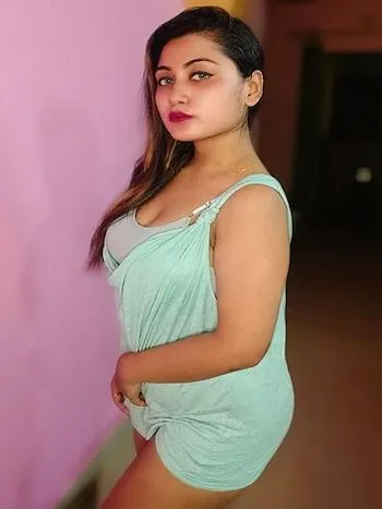 Curvy call girls Hyderabad